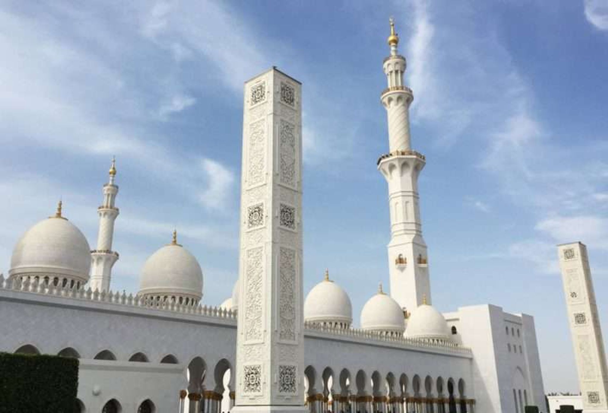 Sjeik-Zayed-moskee-2-800x543
