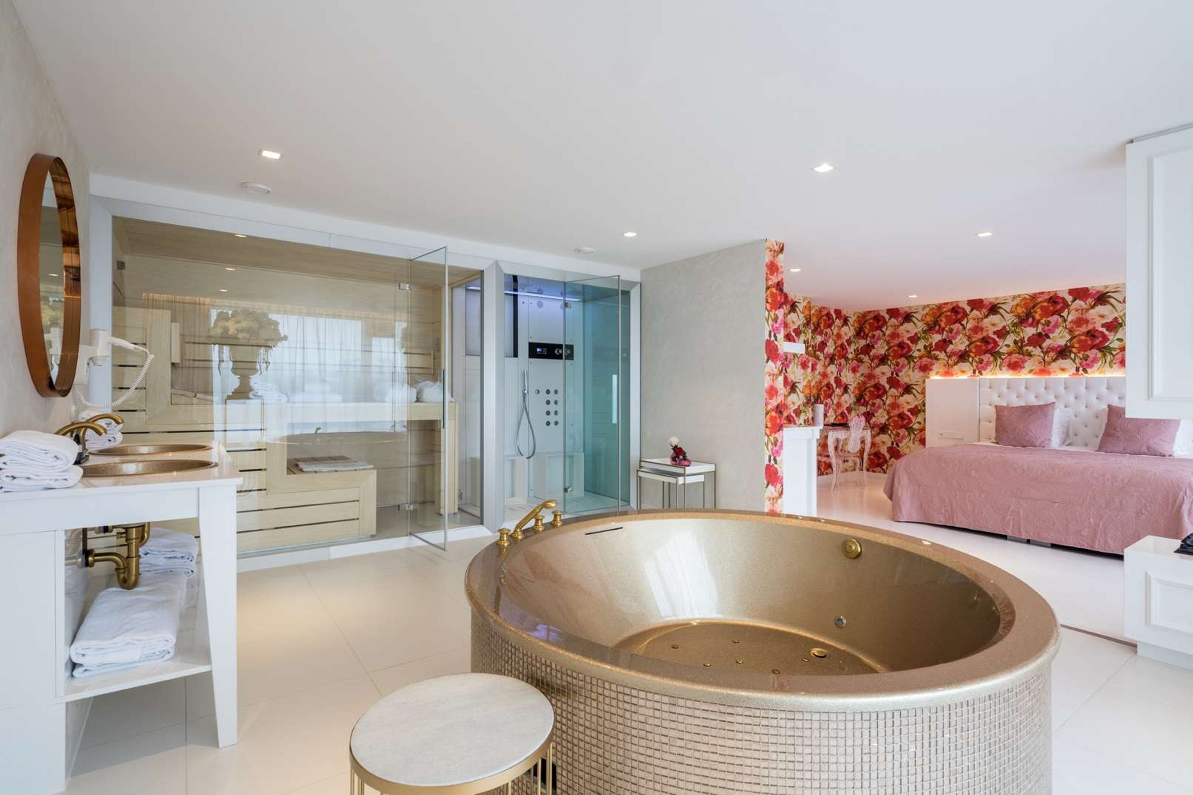 Flower suite Utrecht 3