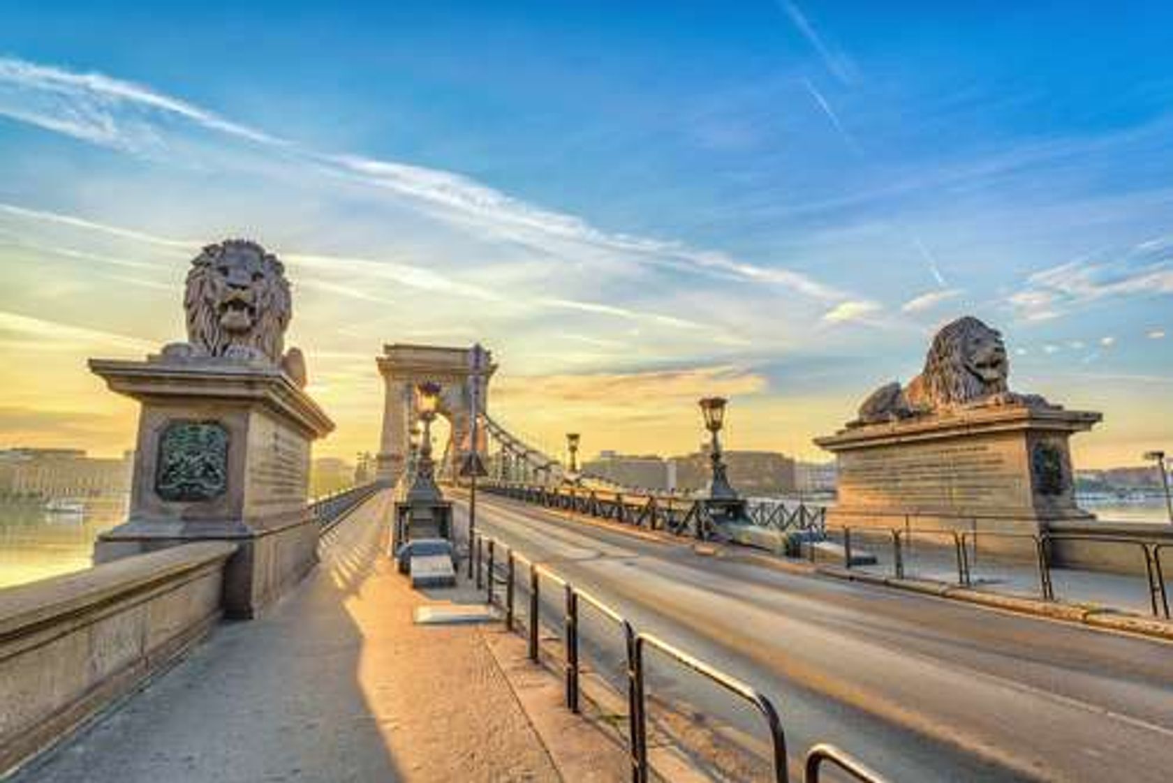 Hongarije Boedapest Chain Bridge