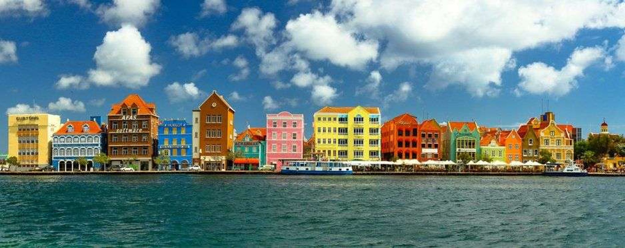Gekleurde huisjes Curaçao