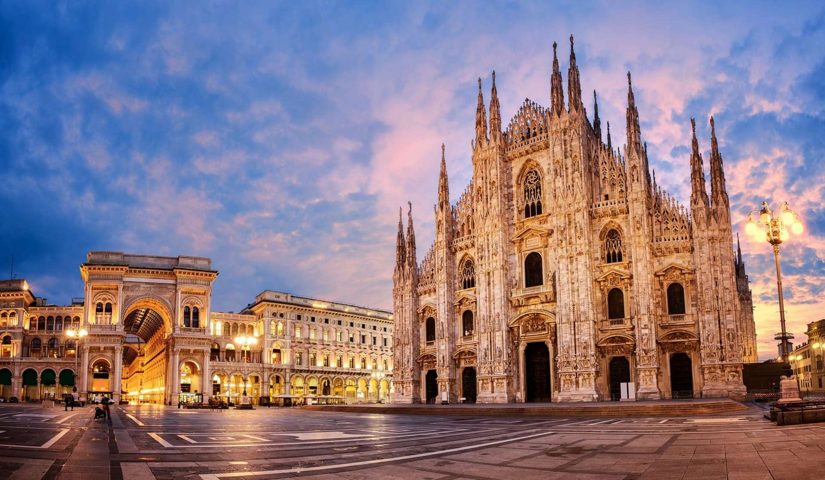 Italië Milaan Piazza Duomo Cathedral Duomo di Milano1