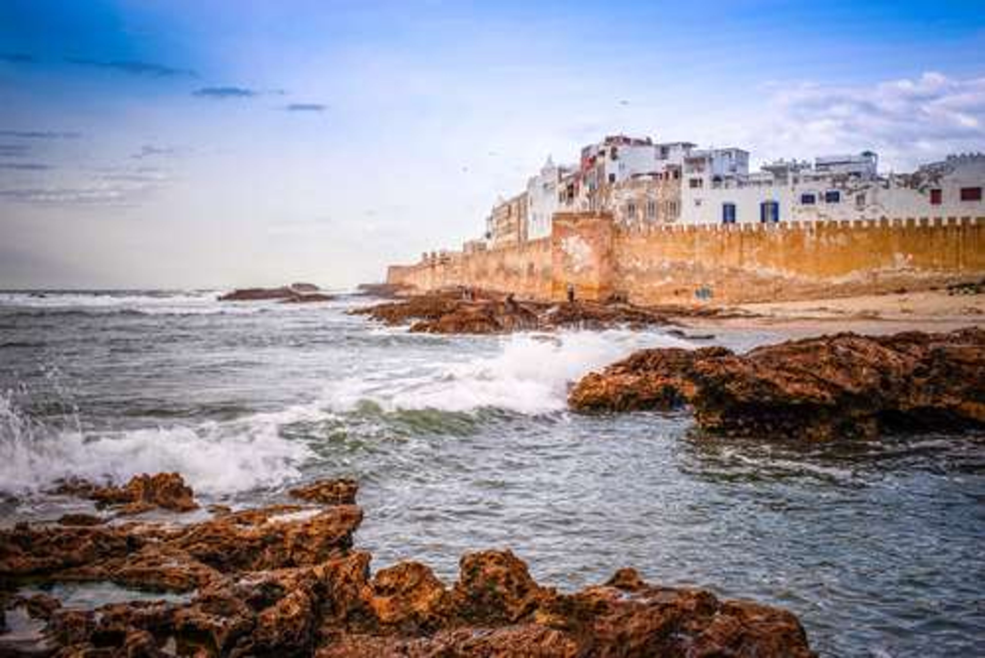 Marokko zee met stad
