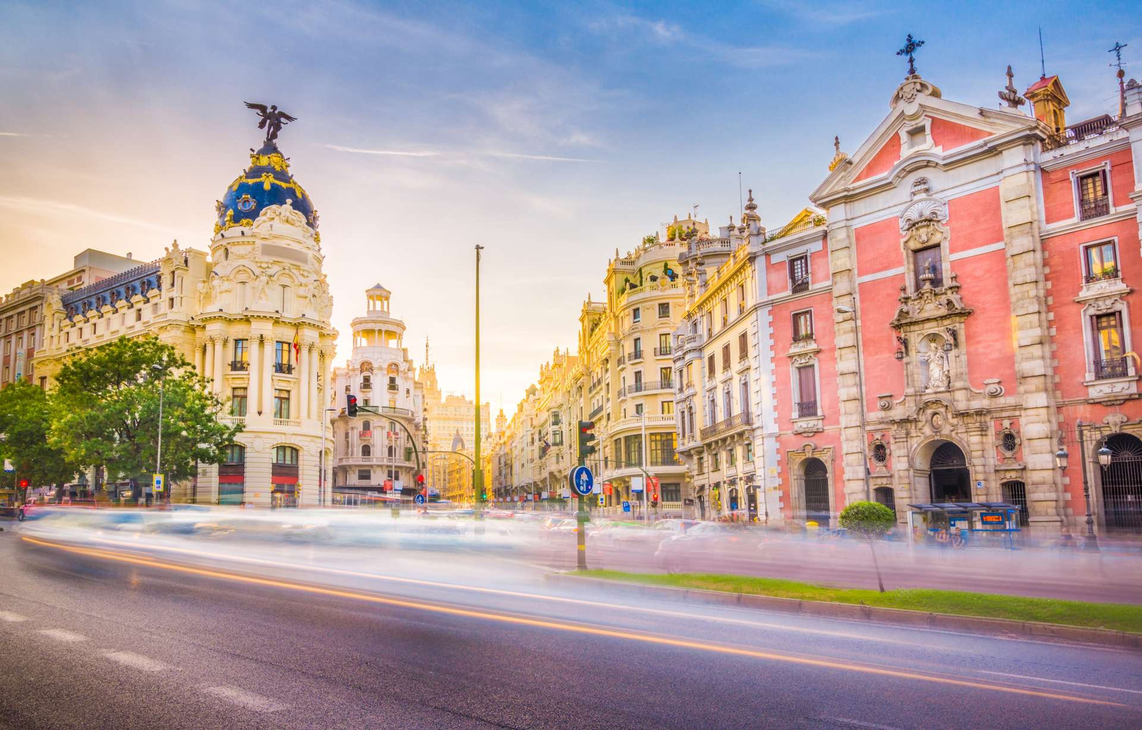 Spanje Madrid where the Calle de Alcala meets the Gran Via