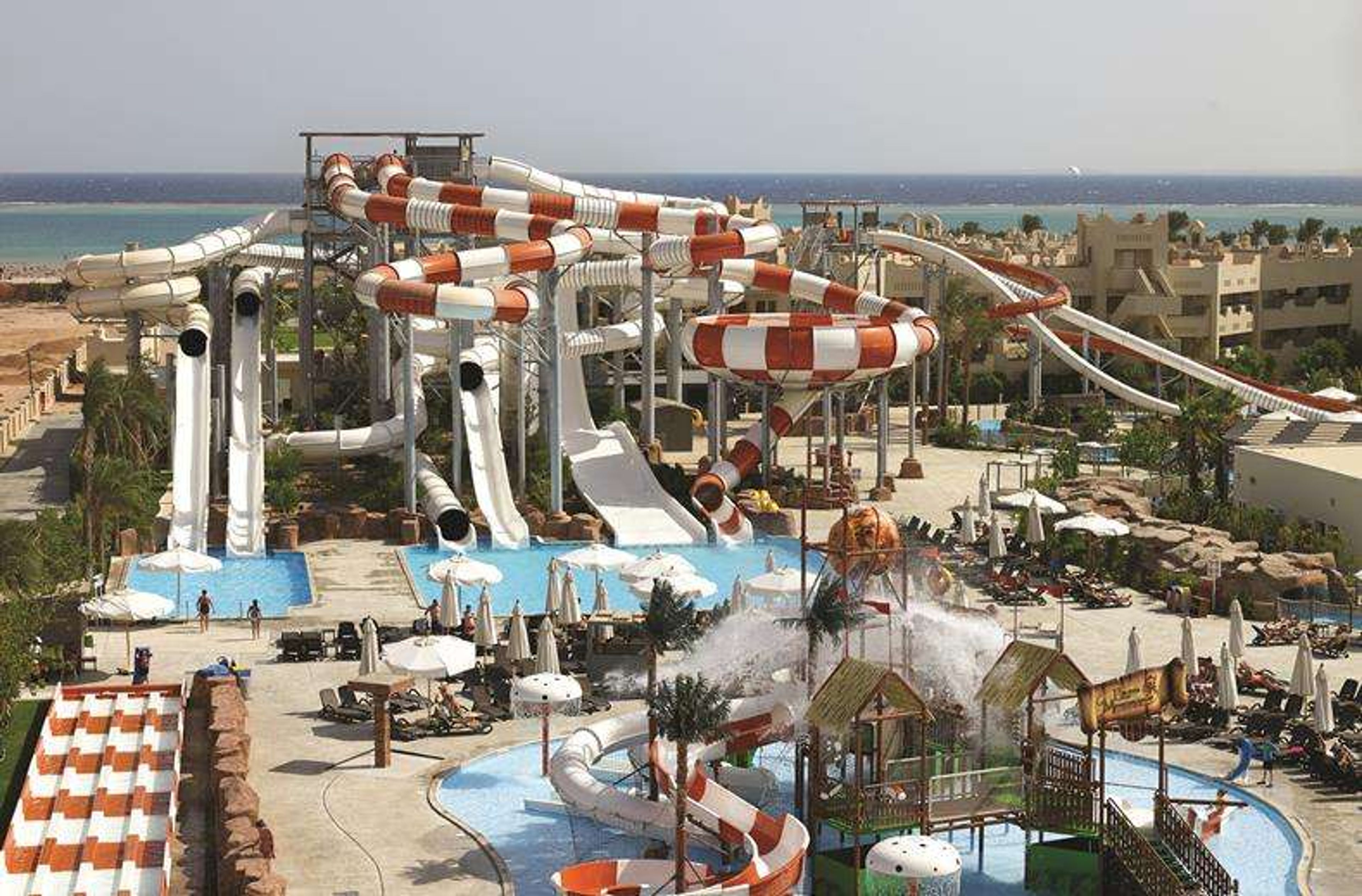 Splashworld Coral Sea Waterworld ****