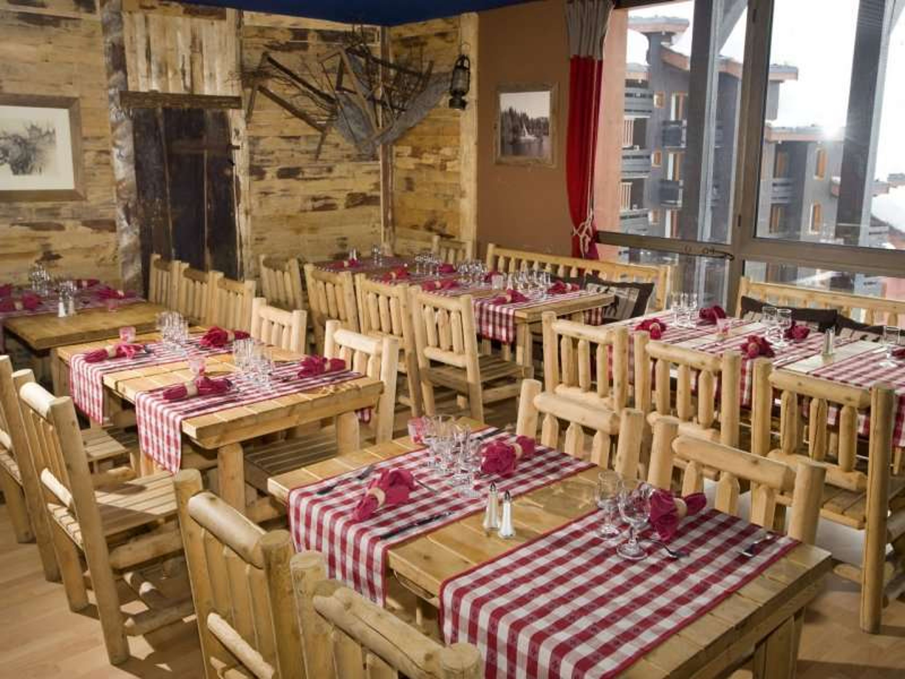 restaurant residence les constellations belle plagne BPL 26805 43