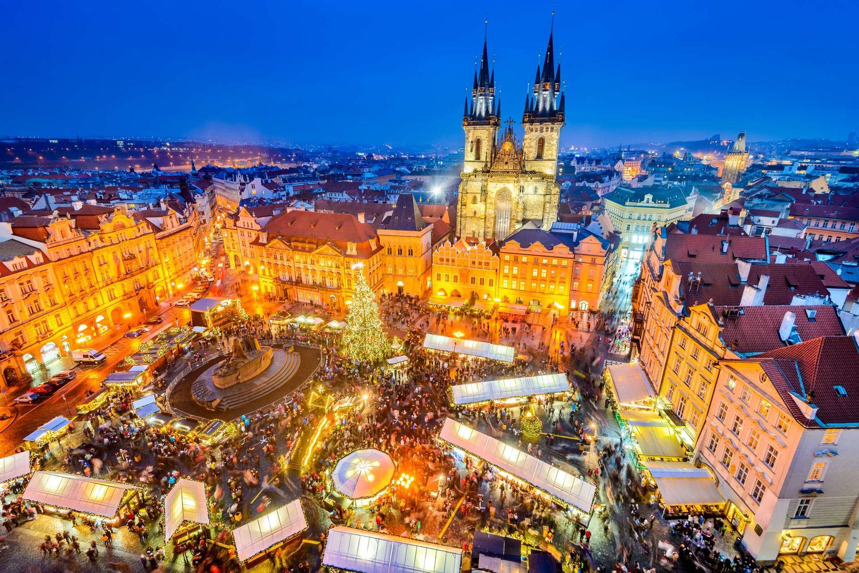 Tsjechië Praag Christmas Market in Stare Mesto old square