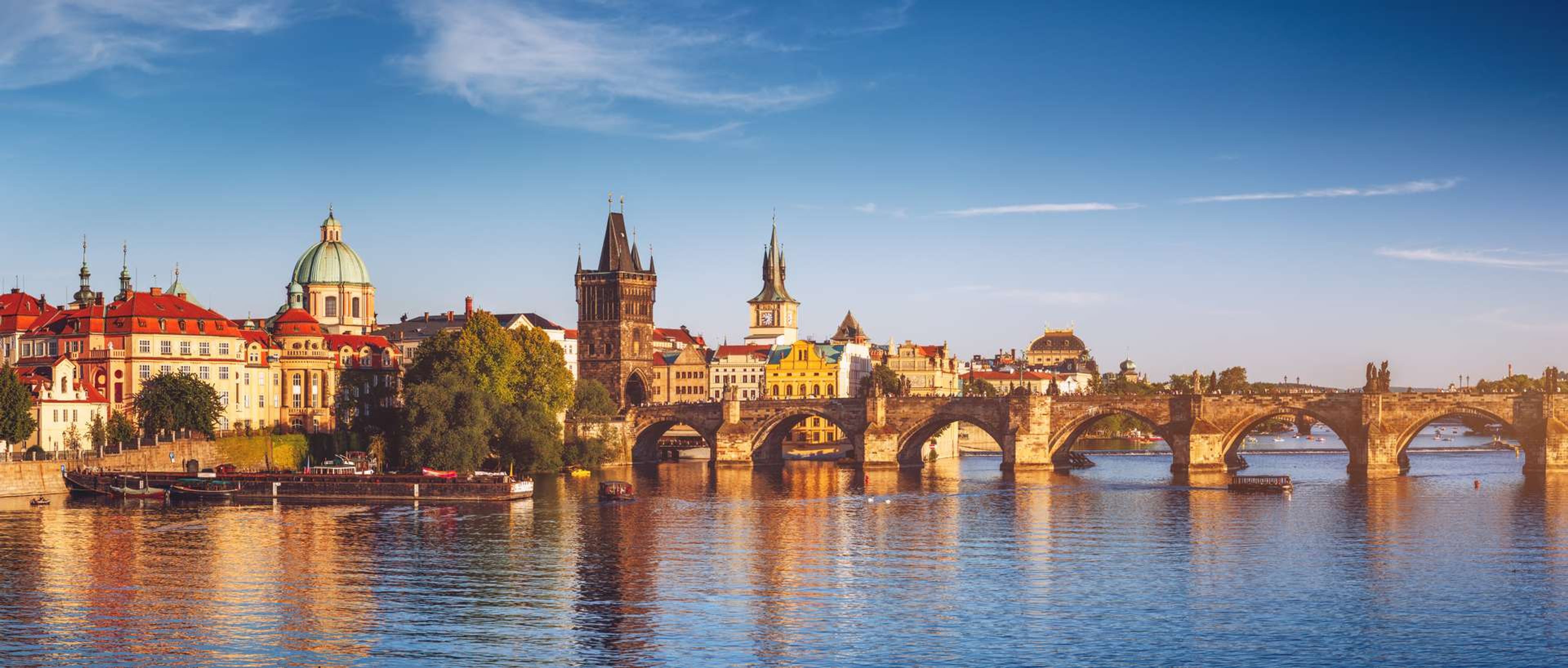 Tsjechië Praag Vltava River Bridges