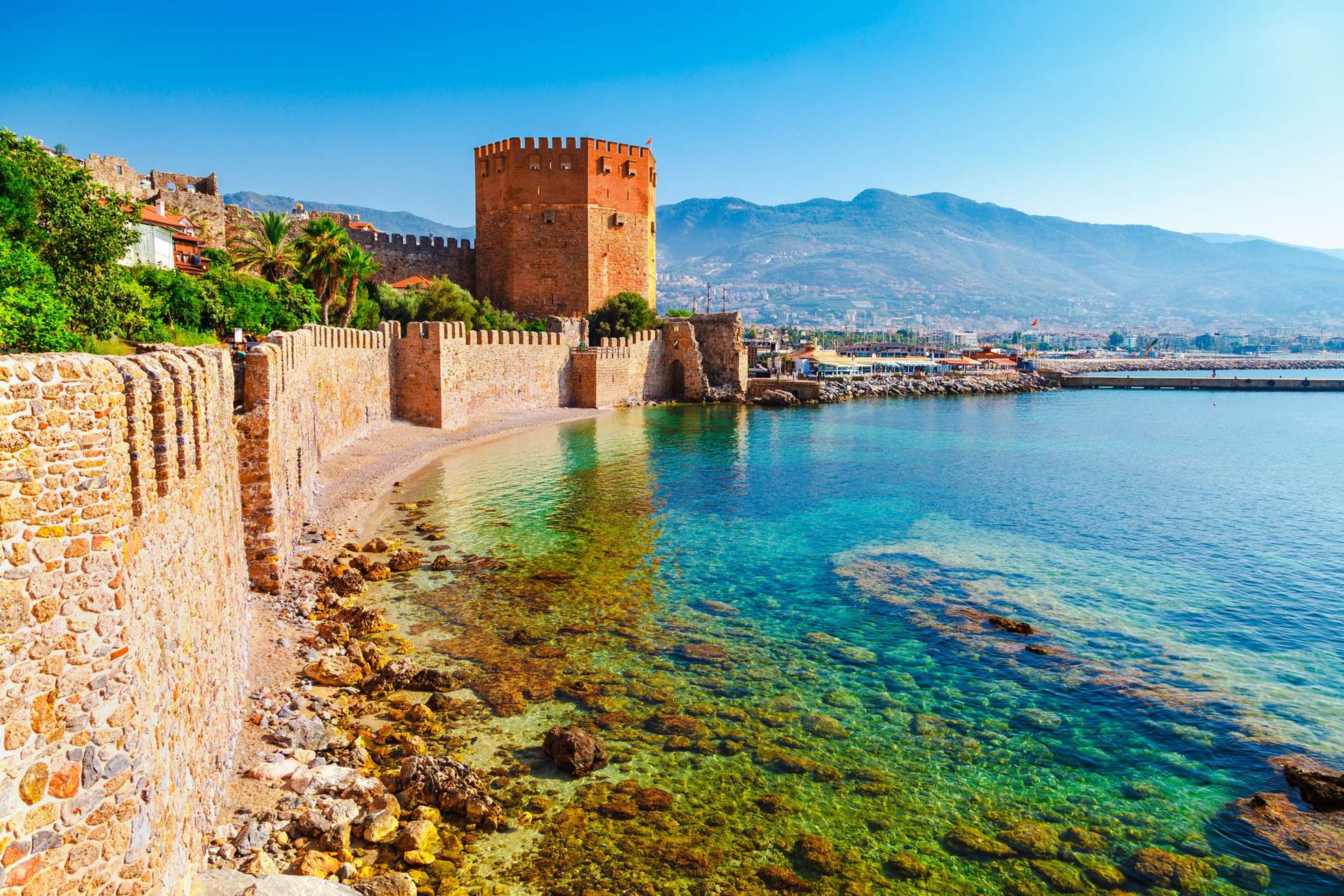 Turkije Antalya Alanya peninsula Kizil Kule tower1