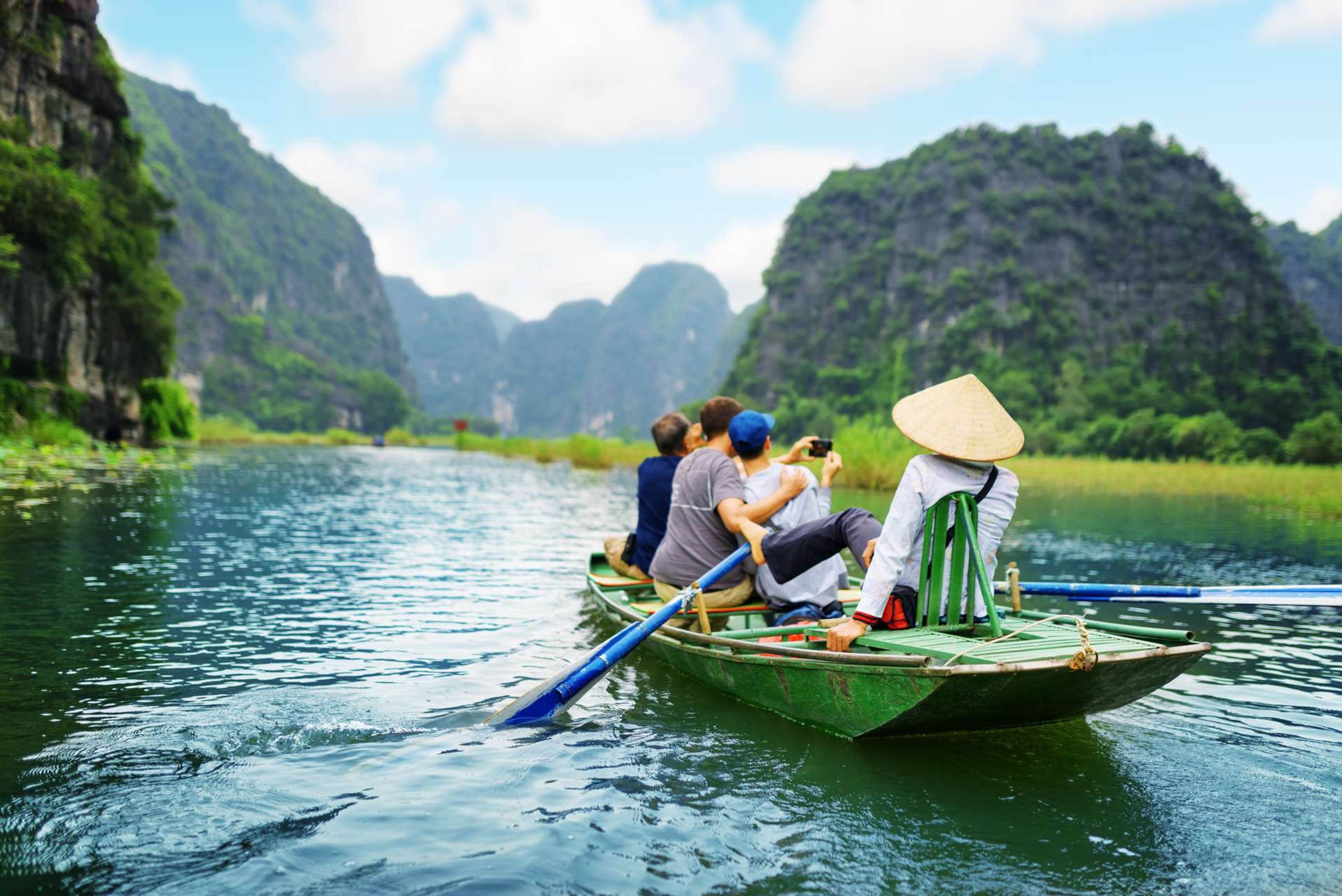 Vietnam Ninh Binh Tam Coc Ngo Dong River